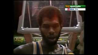 Kareem AbdulJabbar Wins the Game with Sky Hook 1979 [upl. by Prober]