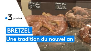 Bretzel  une tradition du nouvel an en Alsace [upl. by Yajeet959]