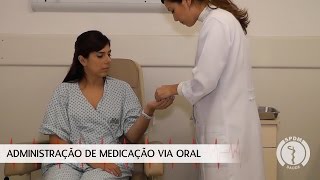 Administração de Medicação via Oral [upl. by Salter]